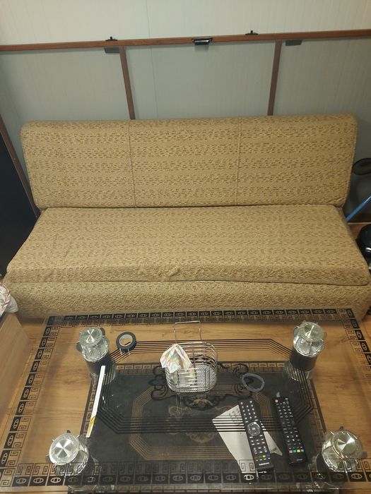 Диван с опция сън