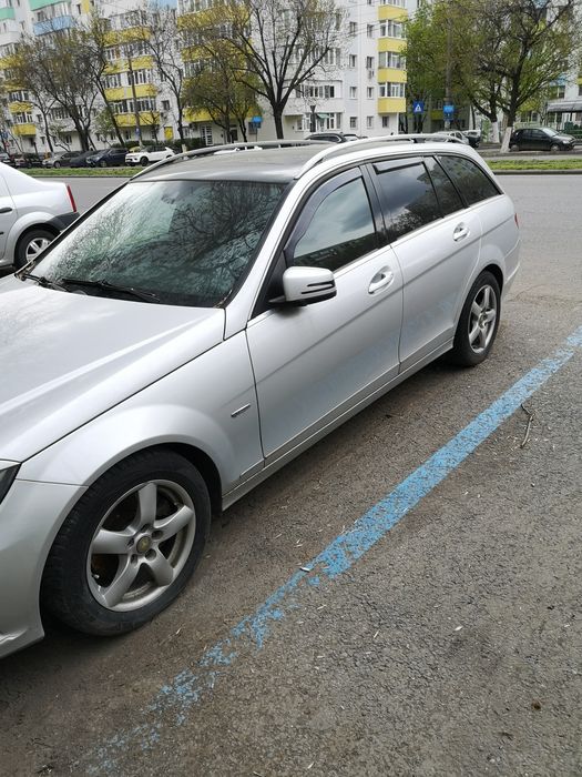 MERCEDES-BENZ C-Class 2011 — imagine 4