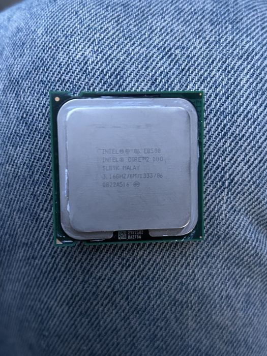 Процессор Intel Core 2 Duo E8500