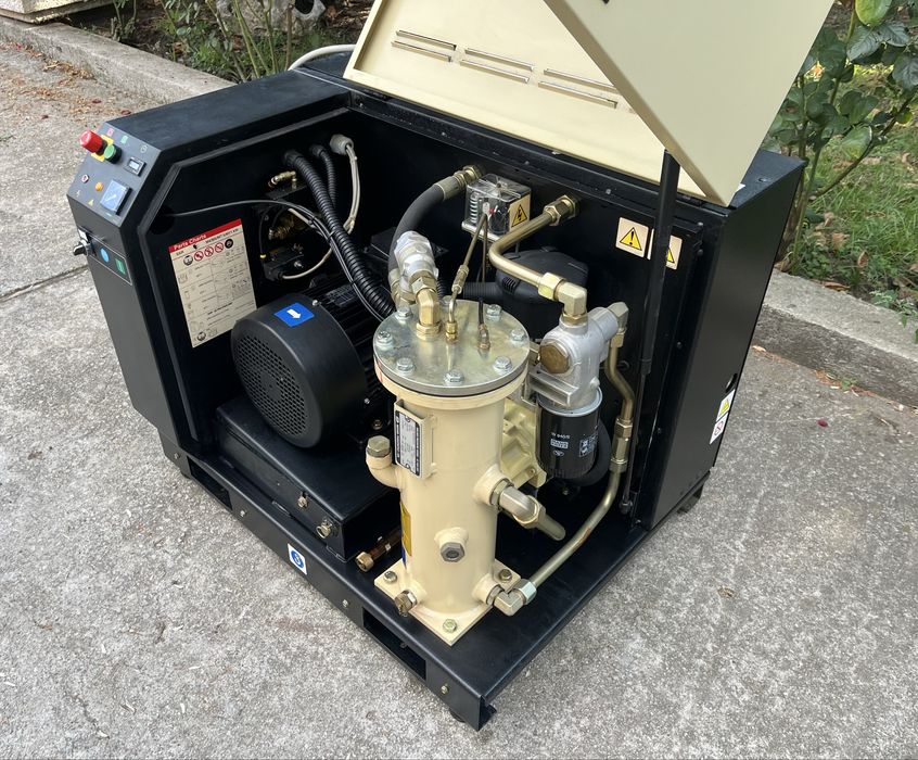 Винтов компресор Ingersoll Rand 7.5kw