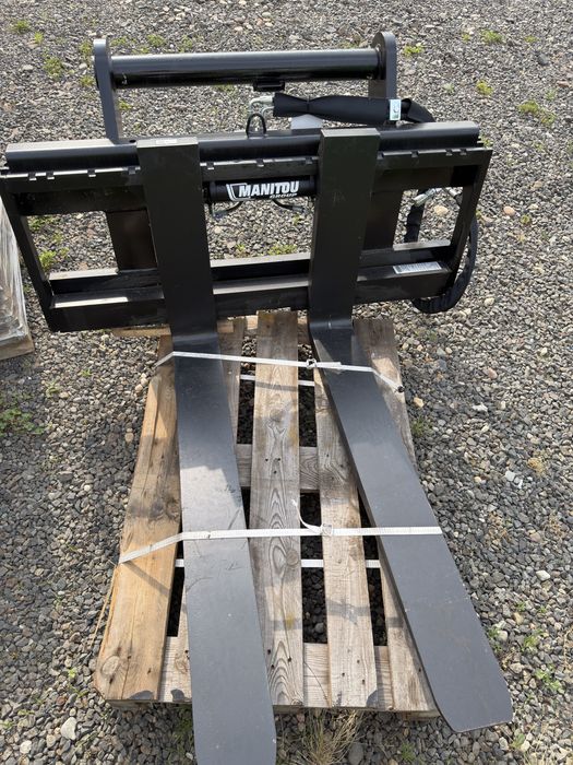 Furci noi  hidraulice pentru manitou MT MLT MRT