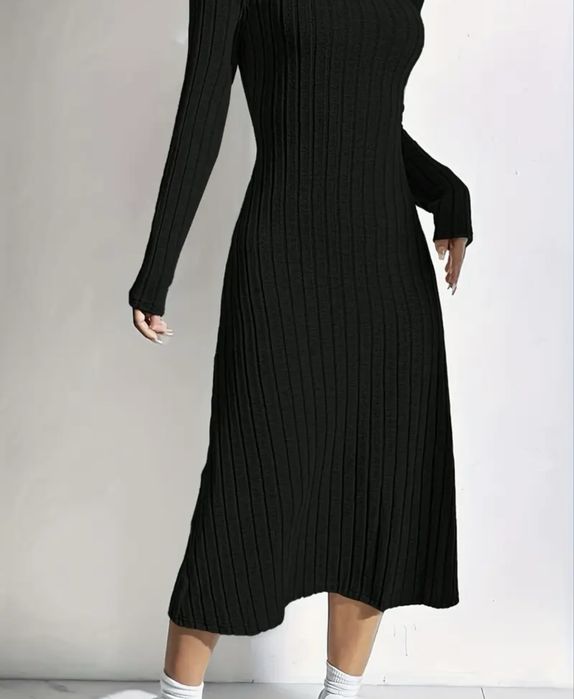 Продам сразу 2 платья за 3000 каждый