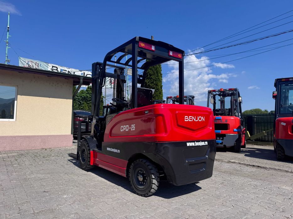 Stivuitor GMC 2.5 t electric (1412 E)