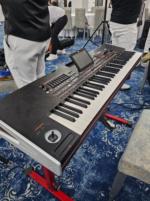 Korg PA4X 76 key