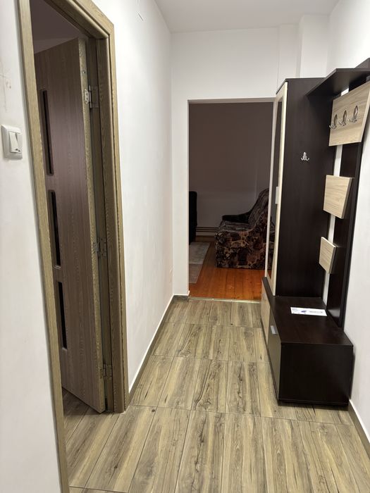 Inchiriez apartament 2 camere