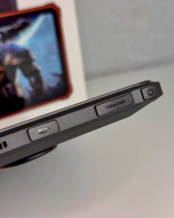 Броне планшет Blackview Active 8 Pro 22000mah Dual Sim, с клавиатурой