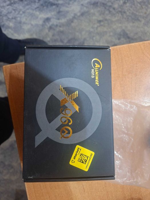 Телевизор Artel 32' б/у в хорошем состоянии + приставка x96 max