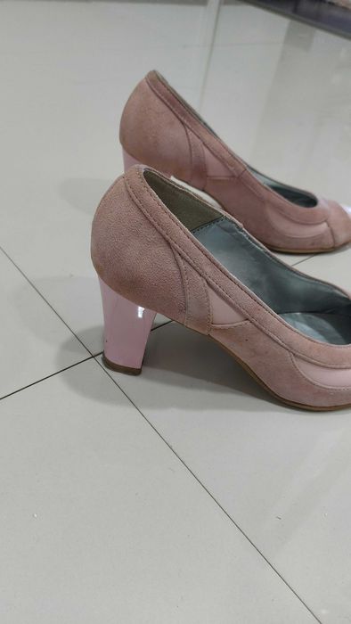 Pantofi piele cu toc m.38
