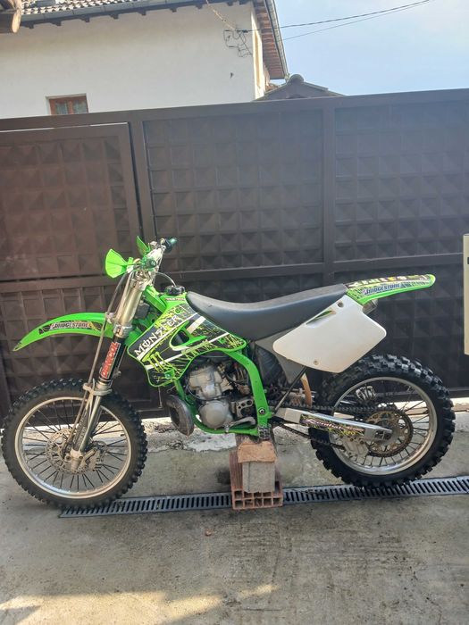 Продавам kawasaki kx250