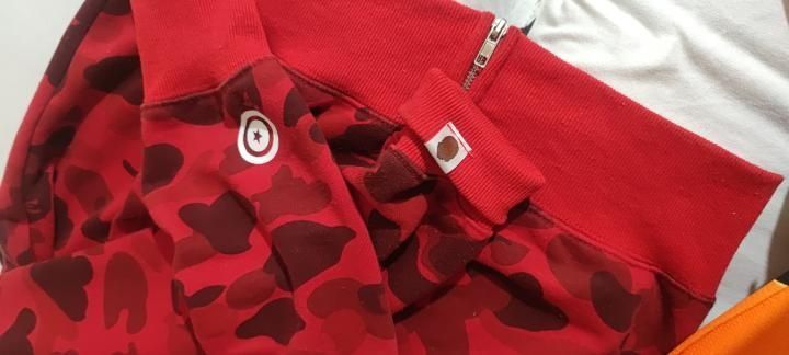 Vând bape origina 400 lei