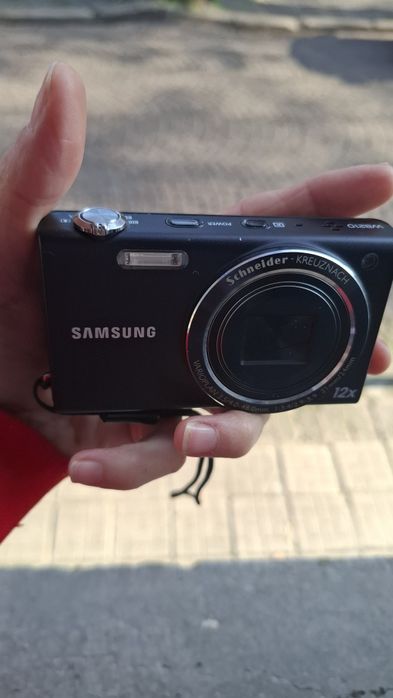 Компактен дигитален фотоапарат SAMSUNG WB210