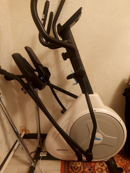 Элиптический тренажер