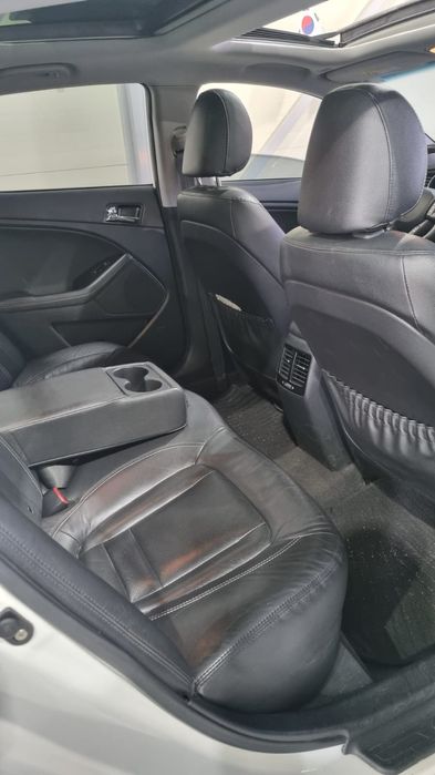 Продам  KIA K5 2011 Корея