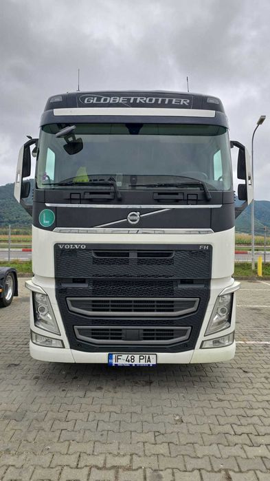 Cap tractor Volvo FH 2018