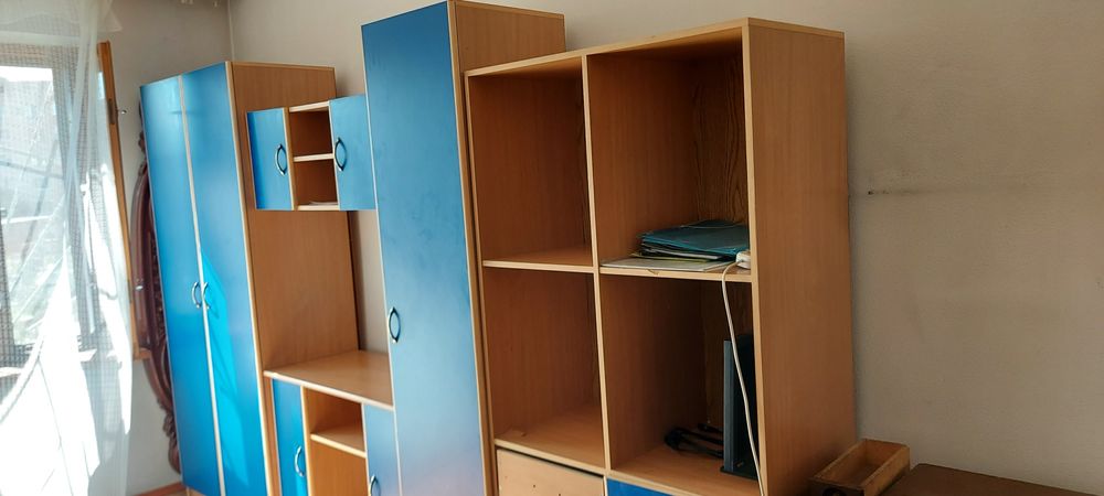 Подростковая стенка