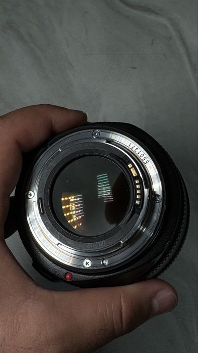 Canon 50mm f/1.2L