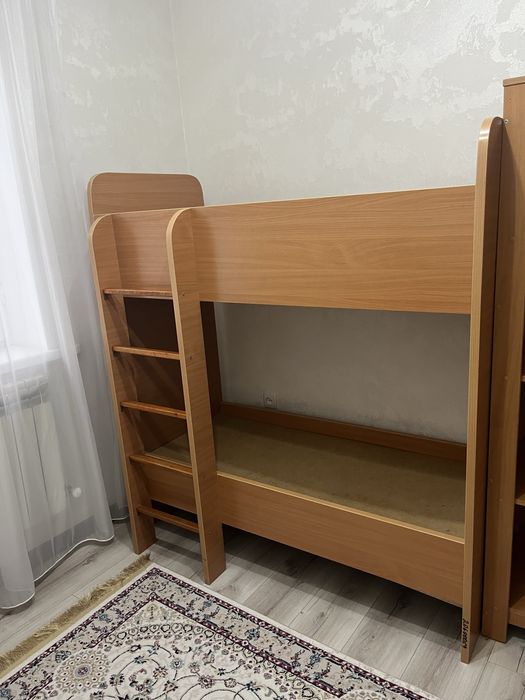 Продам кровать 2этажный