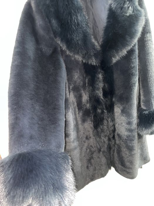 ПРОДАЕТСЯ Эко Шуба. Размер: 3XL.