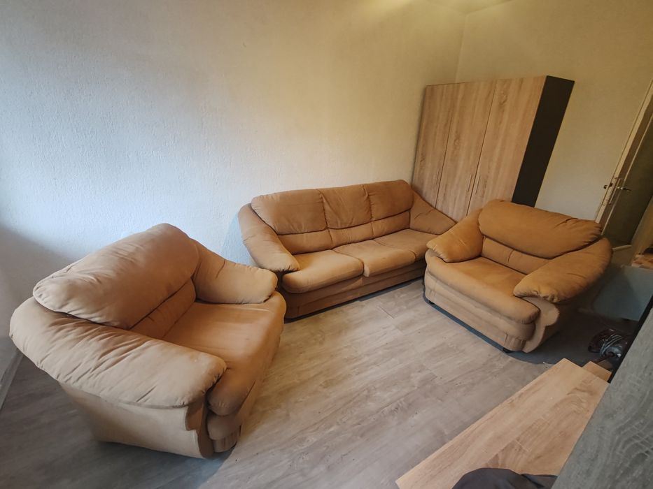 Холов диван с 2 фотьойла