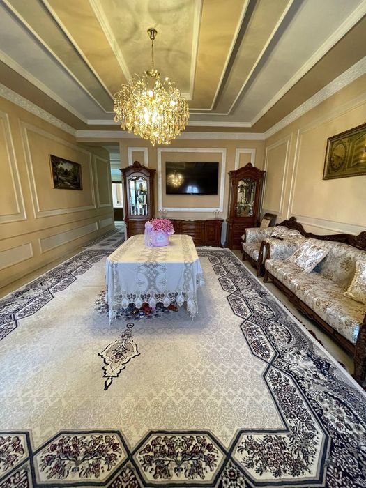 Купить большой дом на Юнусабад, читай описание!