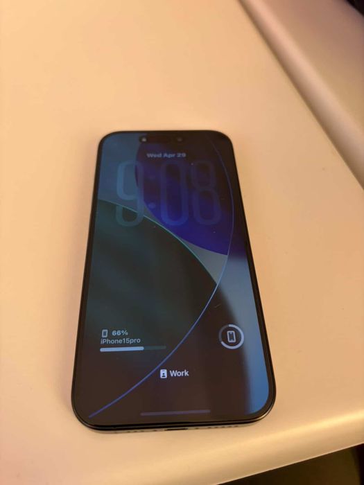 Продава се iphone 15 pro 256 gb