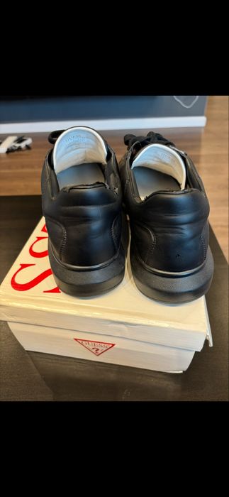 Adidasi guess nr 45 negri