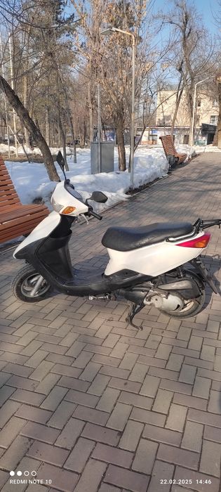 Продам мопед Yamaha axis trit 125.