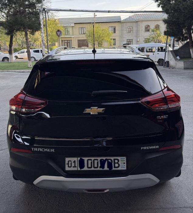 Tracker -2 premier kraska 100% toza+ Tonirovka 9 oy