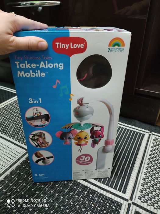 Продам мобиль на манеж