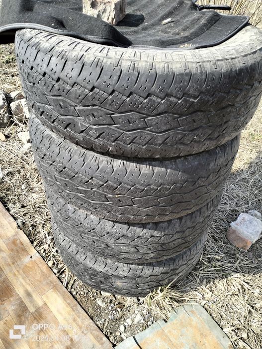 Продам шины на 17/65/265