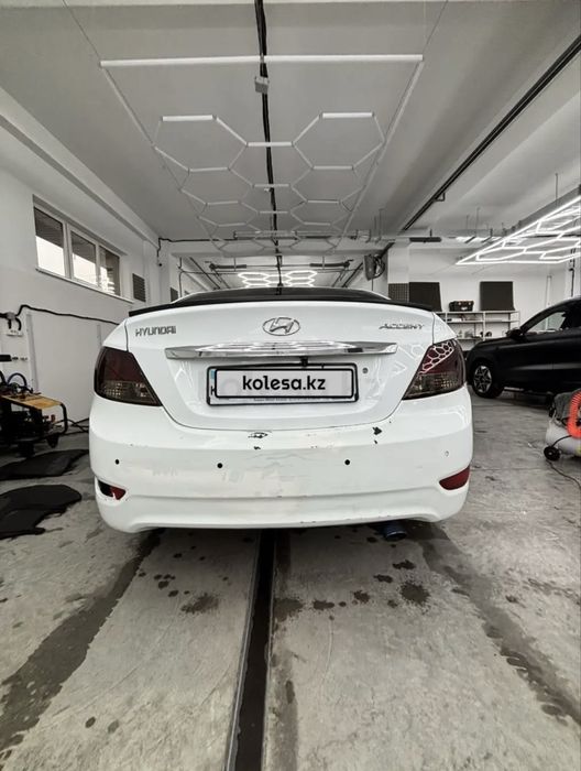 Хюндай акцент автомат 1.6