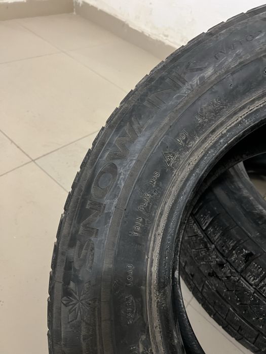 Зимние шины 4шт 285/60/18