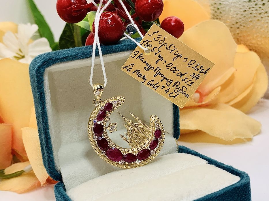 Дизайнерский золотой кулон – Мусульманский полумесяц