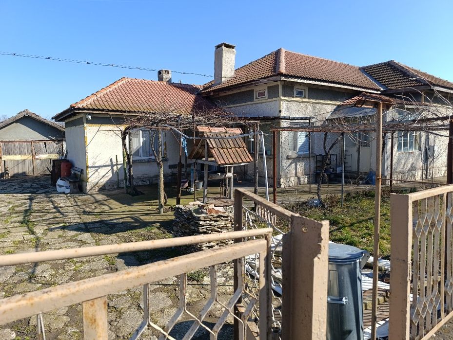 Продава се Къща в с. Сенокос, Област Добрич - 112 кв.м за 592 €/кв.м - Снимка #1