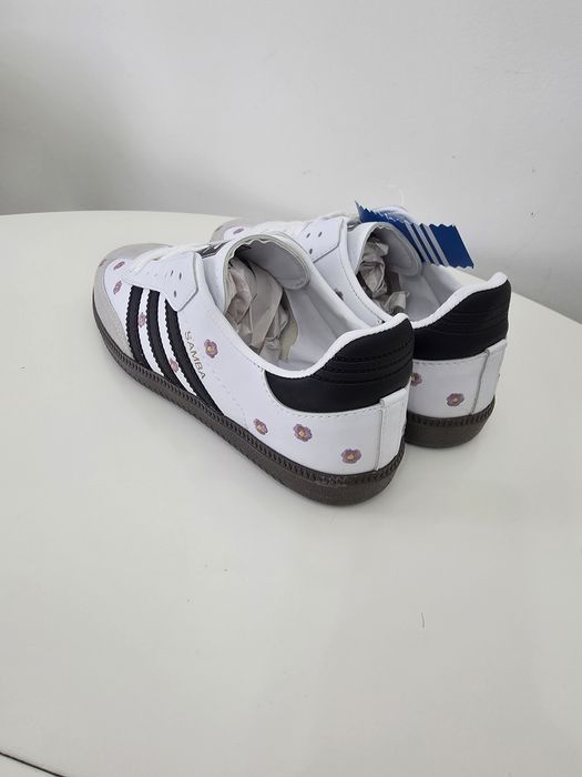 Adidas Samba size 39