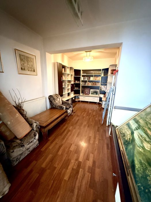 Apartament de vanzare 3 camere 75 mp | Necesita Renovare Completa | Etaj 1 | Metrou | Bloc reabilitat | Bucureștii Noi