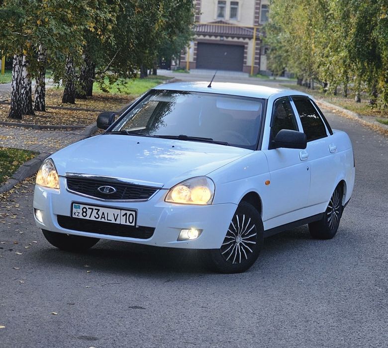 Продам 2ую приору 2014,1 хоз