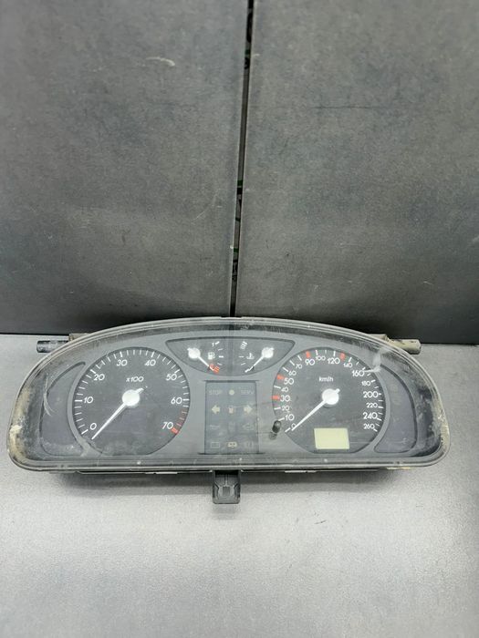 Ceasuri bord 8200399756 Renault Laguna 2002 1.6 MT (110 hp)