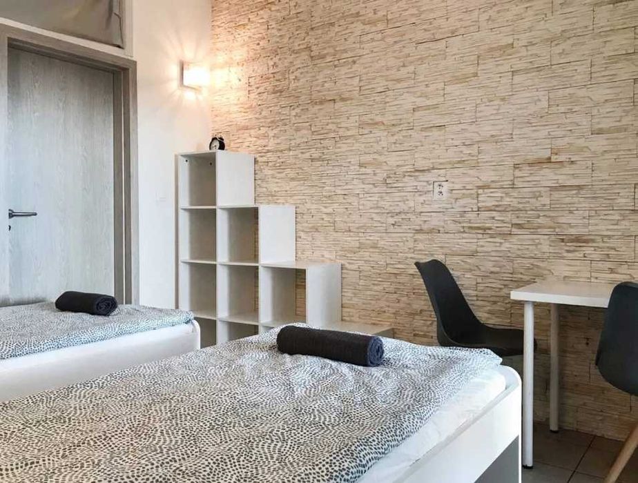 Дава се под наем Двустаен апартамент в Пловдив, Гагарин - 68 кв.м за 306 € - Снимка #1