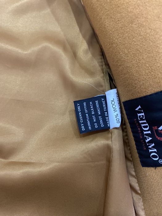 Пальто горчичный