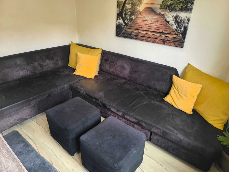 Ъглов диван с 2 бр.табуретки