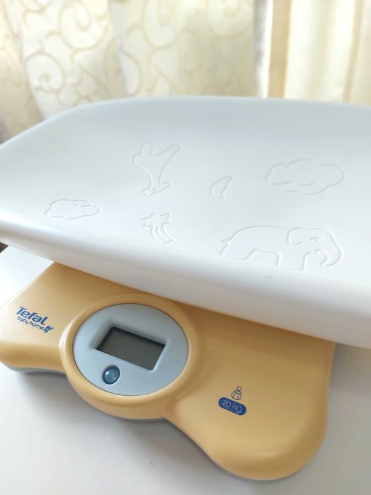 Бебешка/детска везна Tefal до 20 кг - мултифункционална