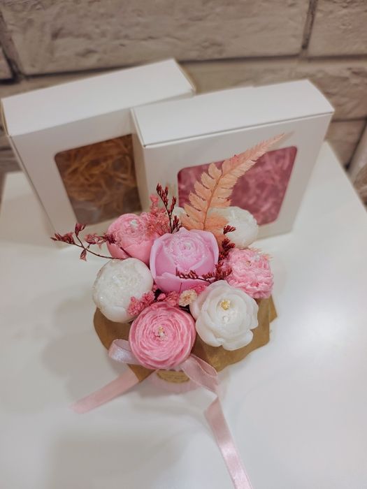 Aranjament lumânări parfumate lucrate manual