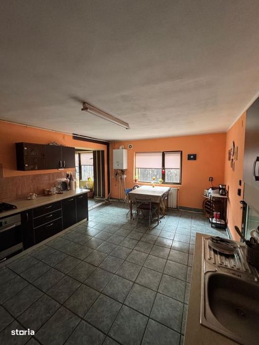Casa 250 mp in Tautii Magheraus, 6 camere, garaj dublu, solar