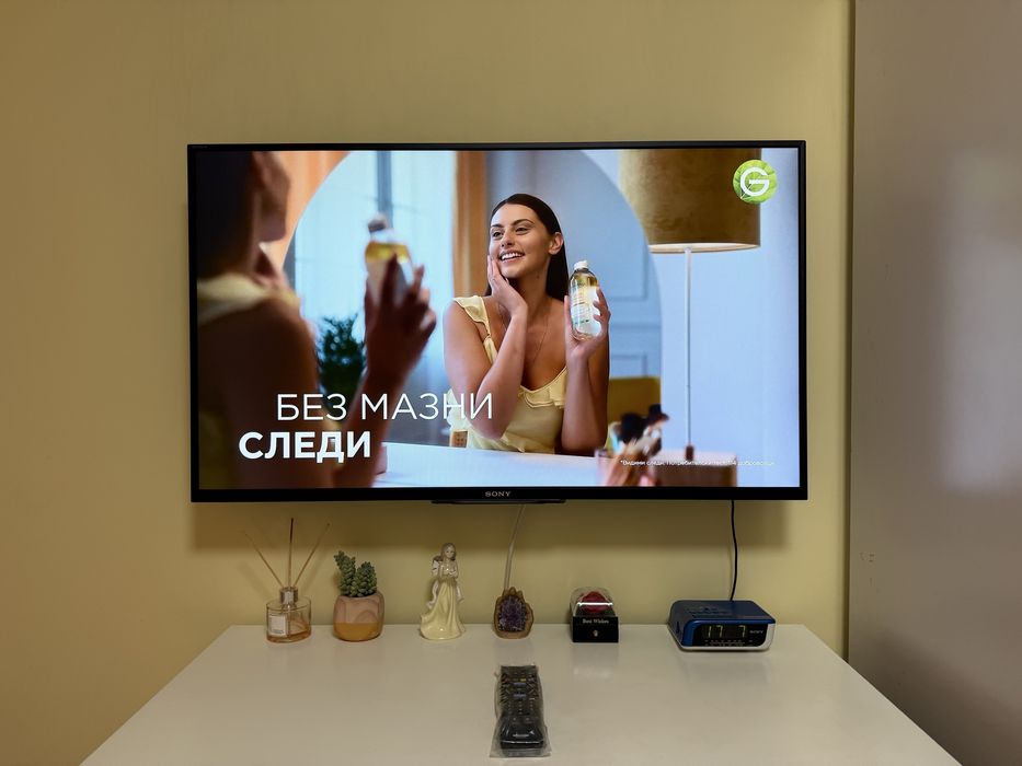 Sony Bravia KDL - 42W705B 42" 1080p HD LED Smart TV