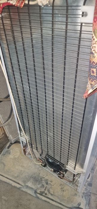 Холодильник Веко в отличном состояние.