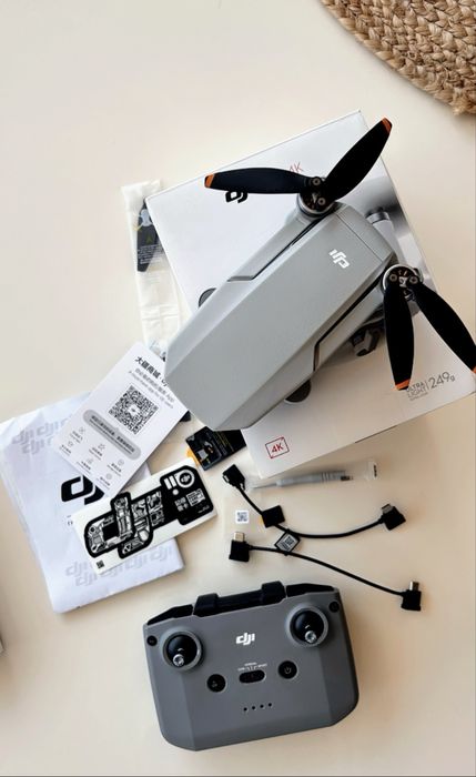 Дрон dji 4k mini нов
