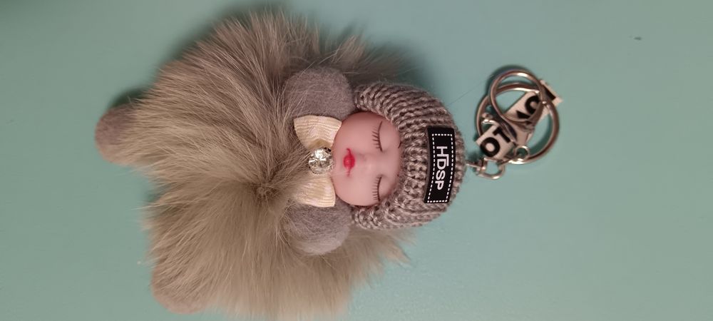 Брелки пушистые куколки