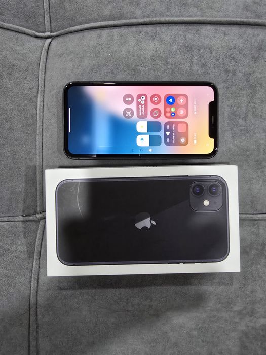 Продам iphone 11 128gb