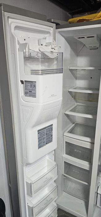 Холодильник двухдверный